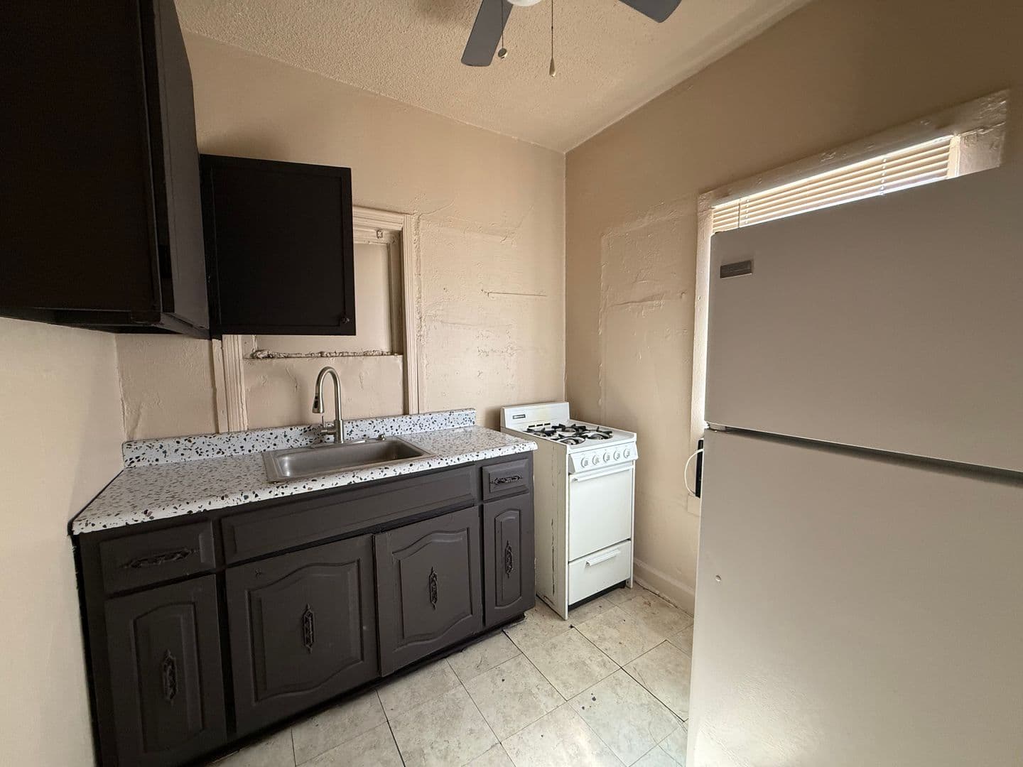 PHOENIX Apartment: 1145-1147  W FILLMORE ST