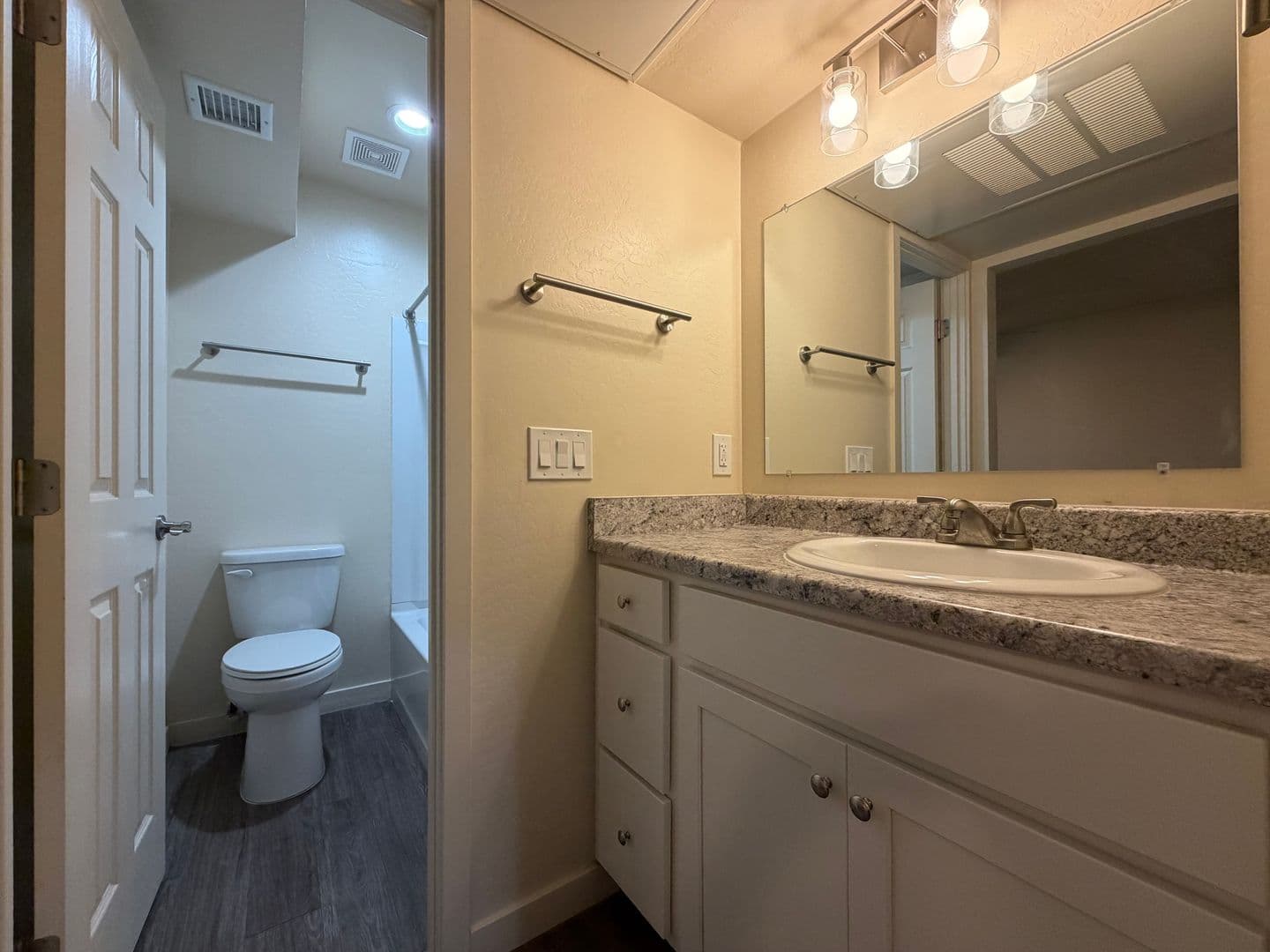 MESA Apartment: 1859 E BROADWAY RD