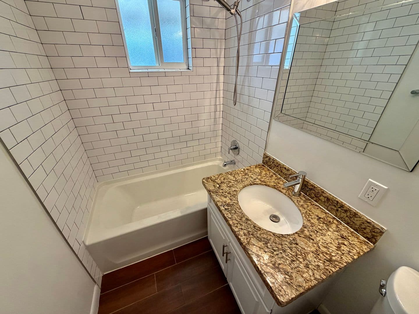 PHOENIX Apartment: 1202 E KALER DR/7625 N 12TH ST