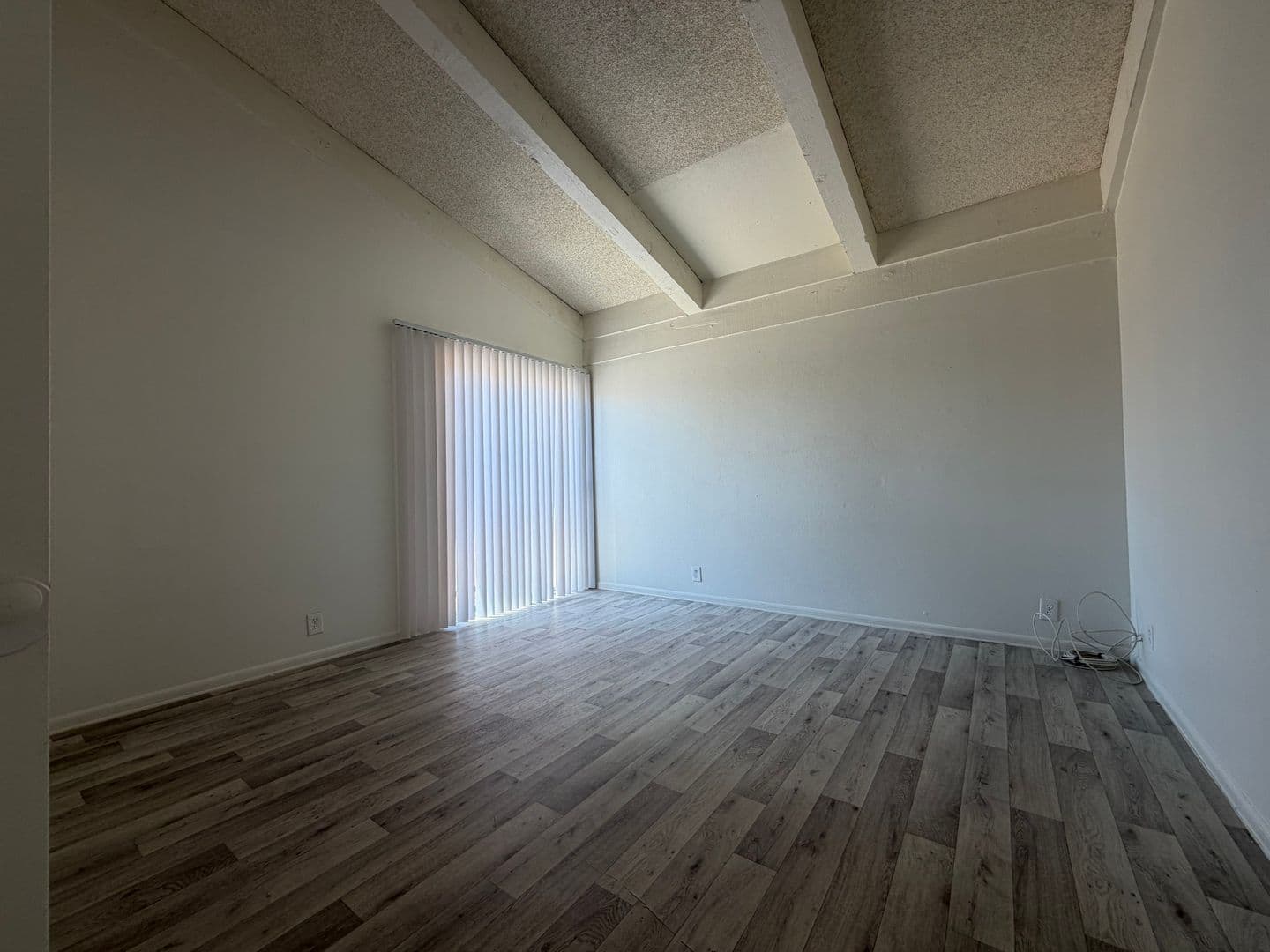 PHOENIX Apartment: 3205 EAST EARLL DR