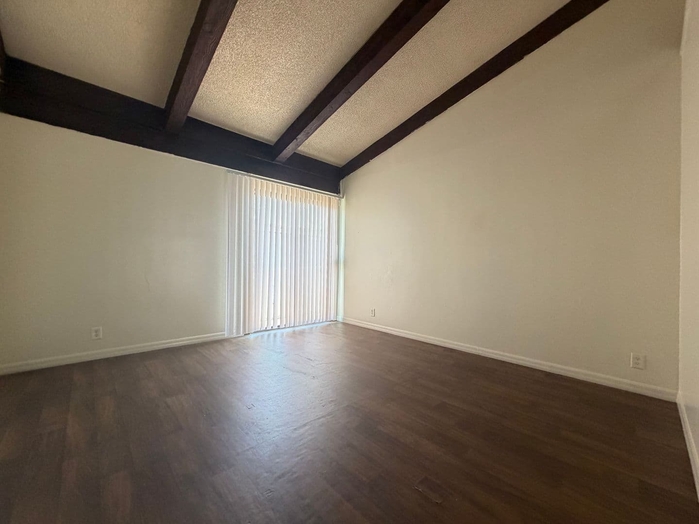 PHOENIX Apartment: 3205 EAST EARLL DR