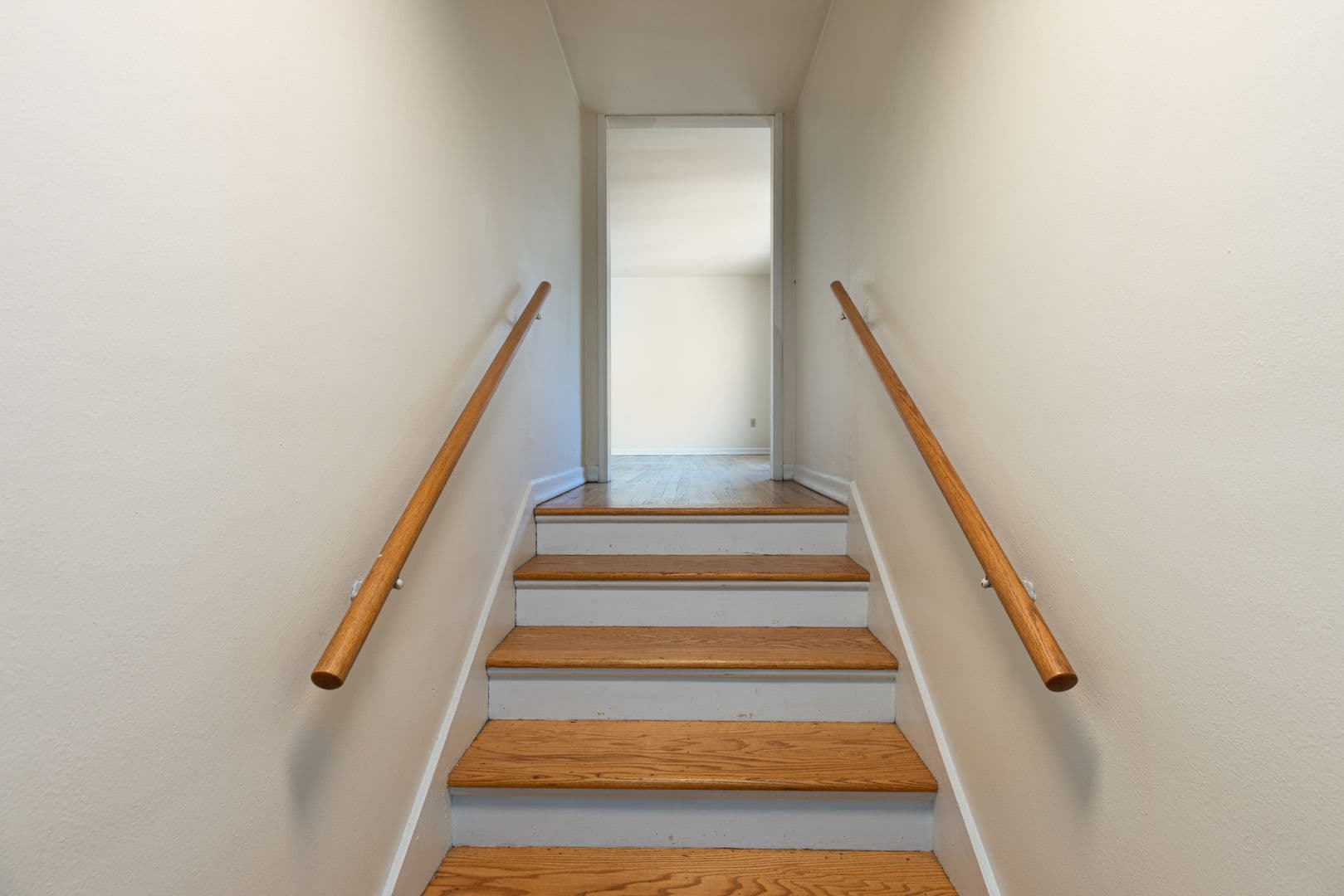 Seattle Apartment: 620 8th Ave