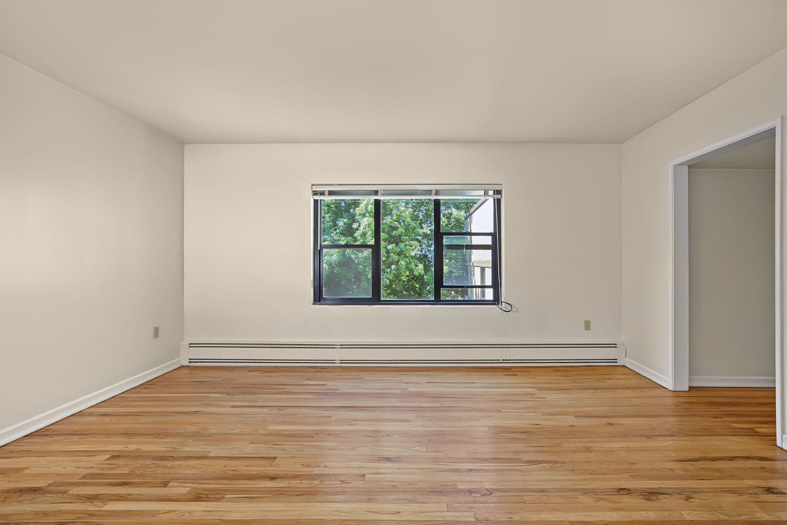 Seattle Apartment: 620 8th Ave
