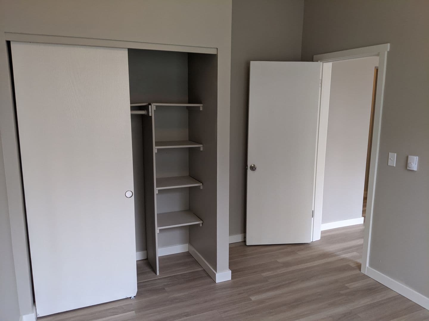 Seattle Apartment: 2010-2014 E Yesler Way
