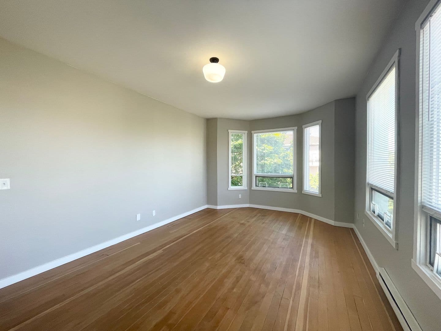 Seattle Apartment: 2010-2014 E Yesler Way