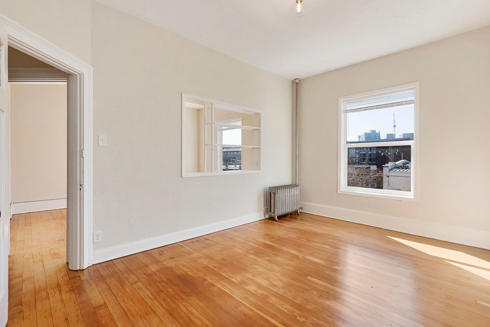 Seattle Apartment: 1633 Boylston Ave
