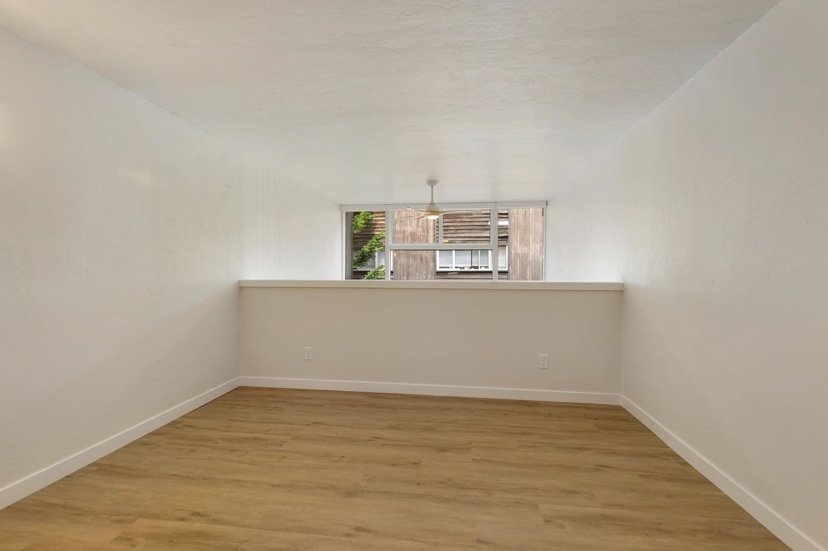 Seattle Apartment: 315 Belmont Ave E