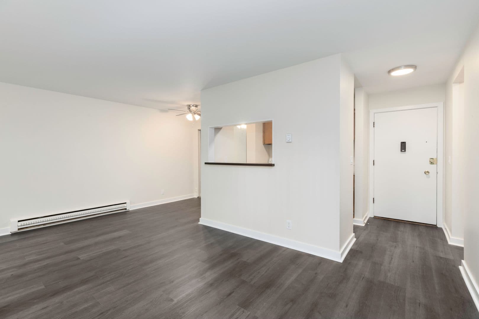 Seattle Apartment: 433 Belmont Ave E