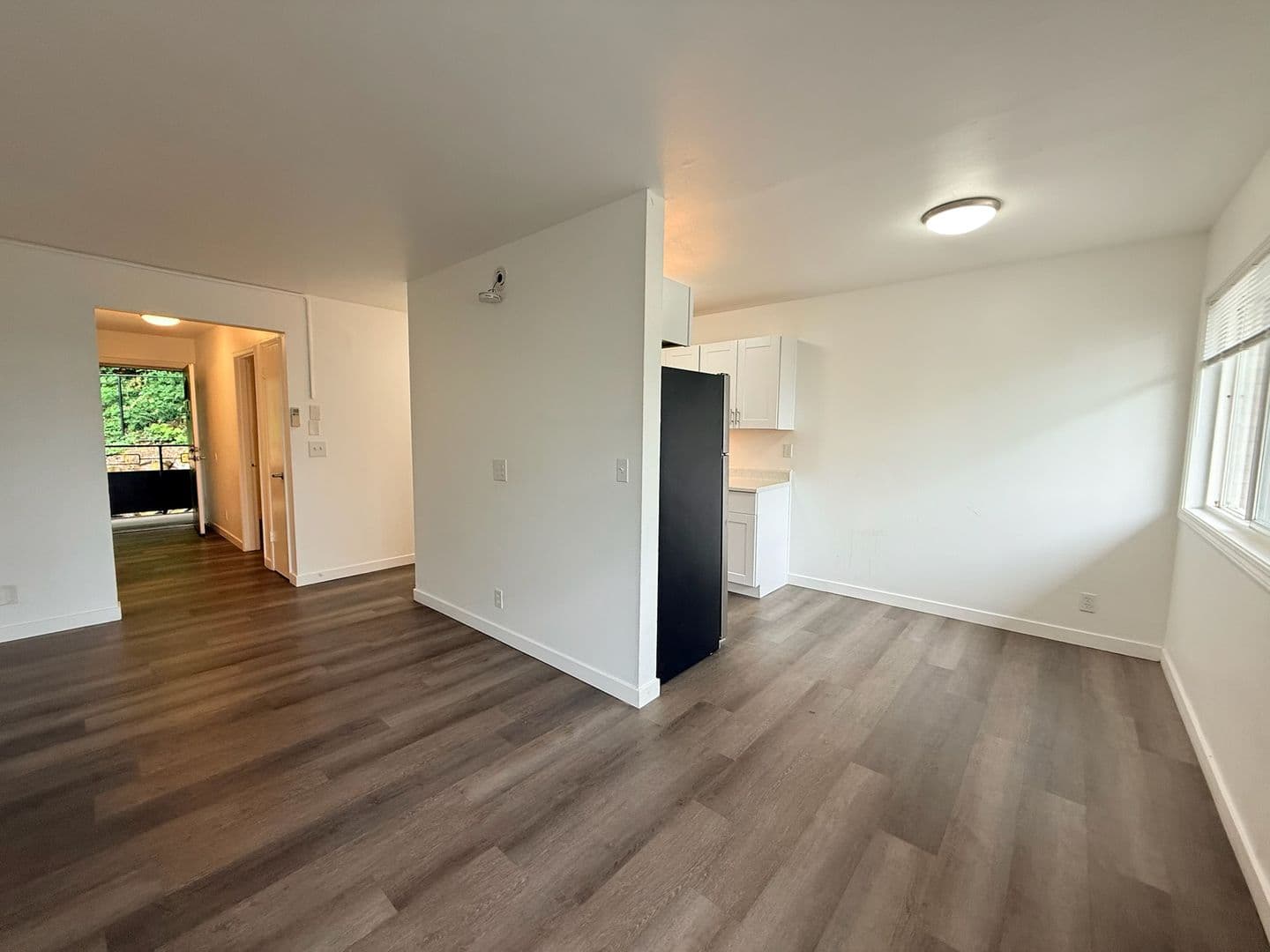 Seattle Apartment: 5231 39th Ave S