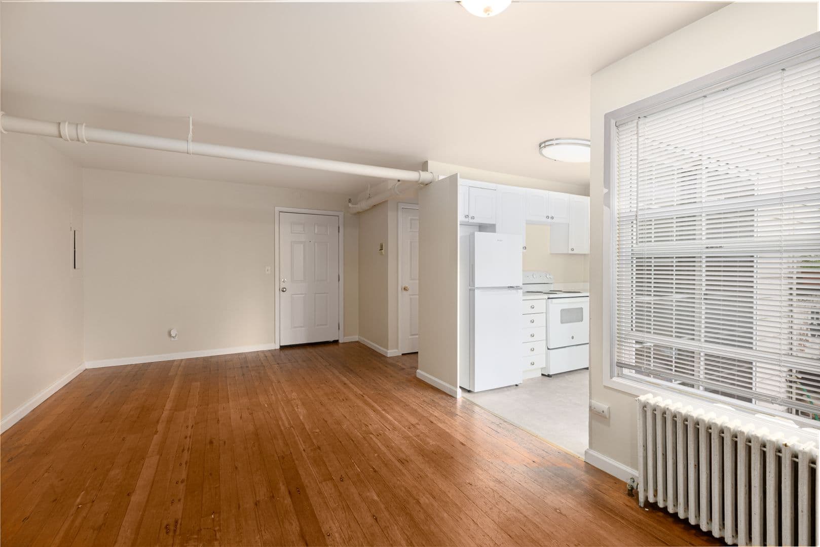 Seattle Apartment: 620 19th Ave E
