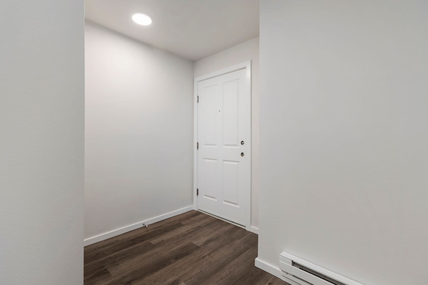 Seattle Apartment: 303 10th Ave