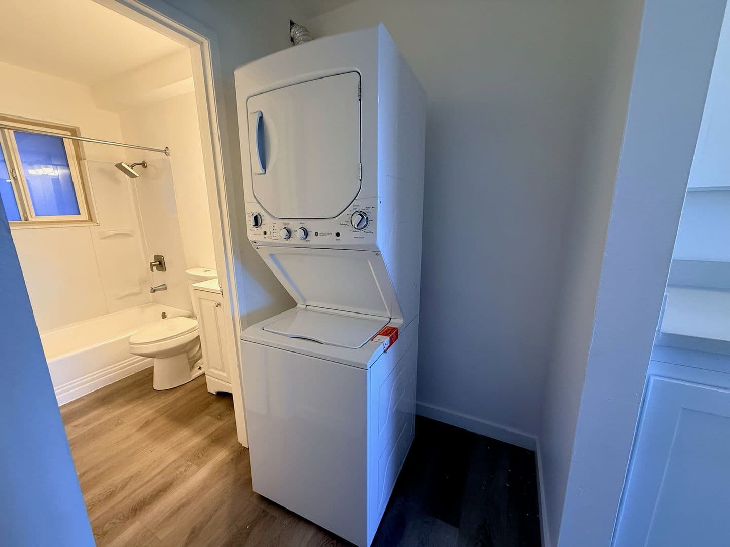 Seattle Apartment: 5231 39th Ave S
