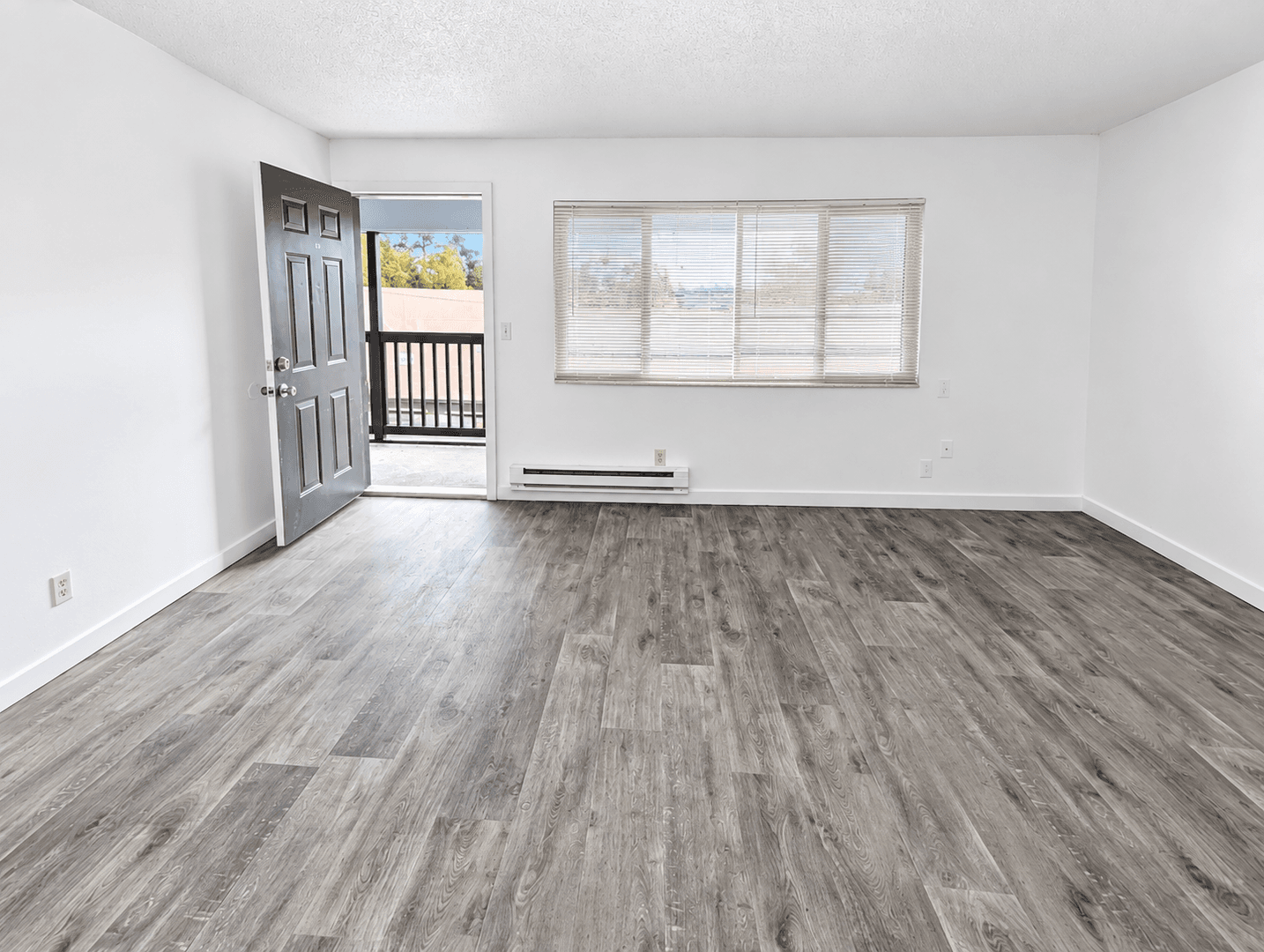 Edmonds Apartment: 8201 Lake Ballinger Way