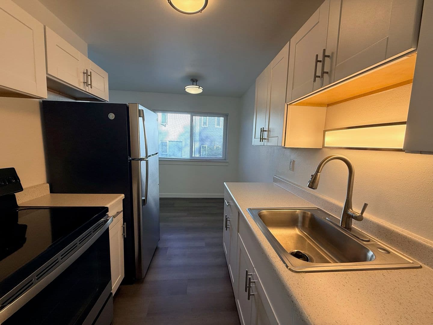 Seattle Apartment: 5231 39th Ave S