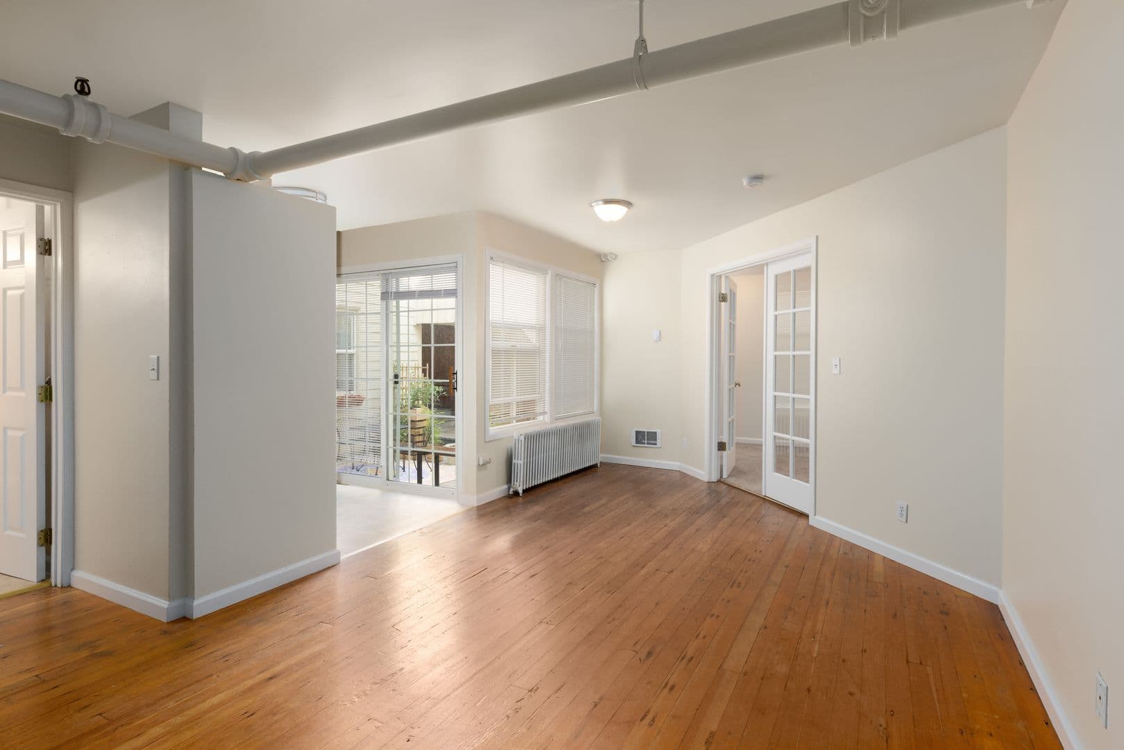 Seattle Apartment: 620 19th Ave E