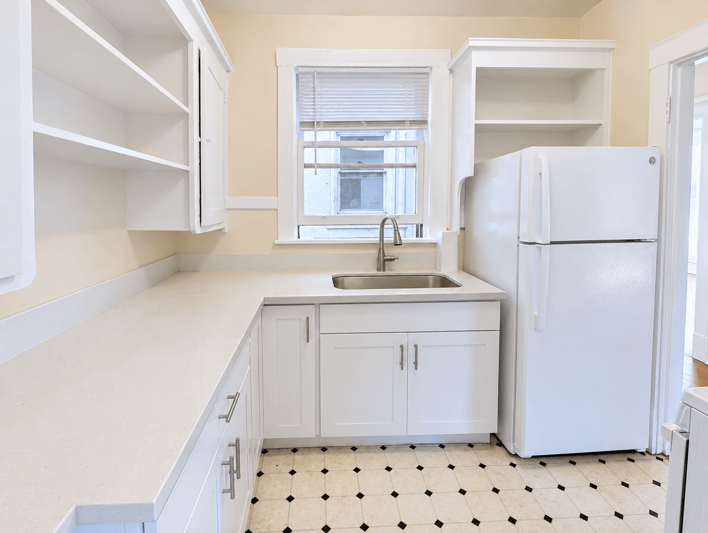 Seattle Apartment: 606 19th Ave E