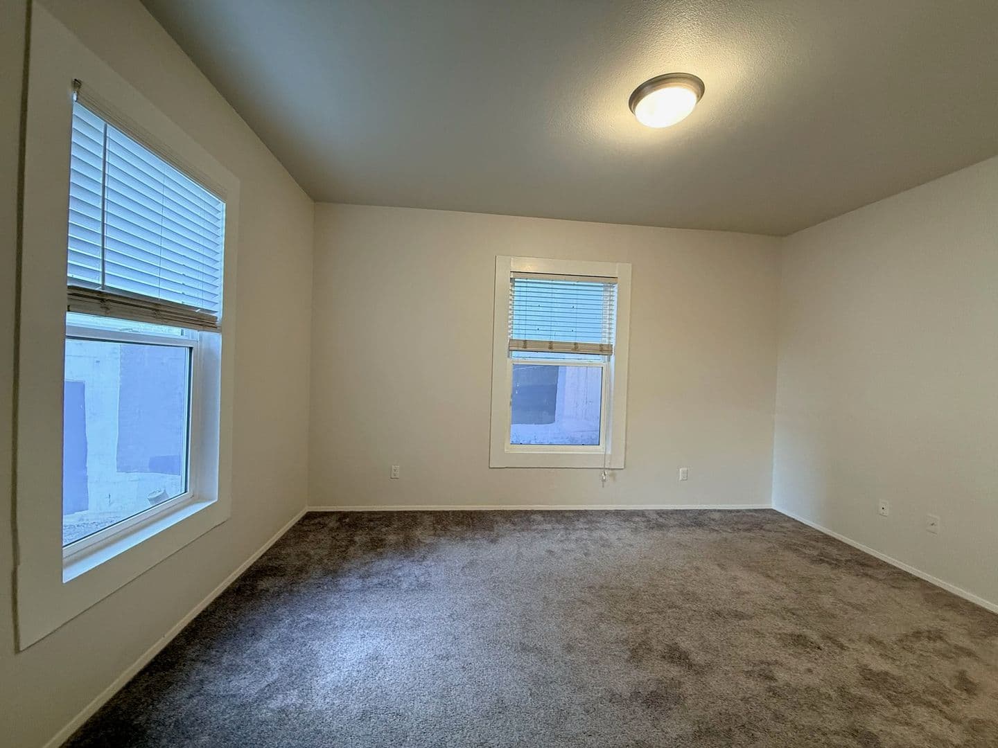 Seattle Apartment: 1420 Boylston Ave