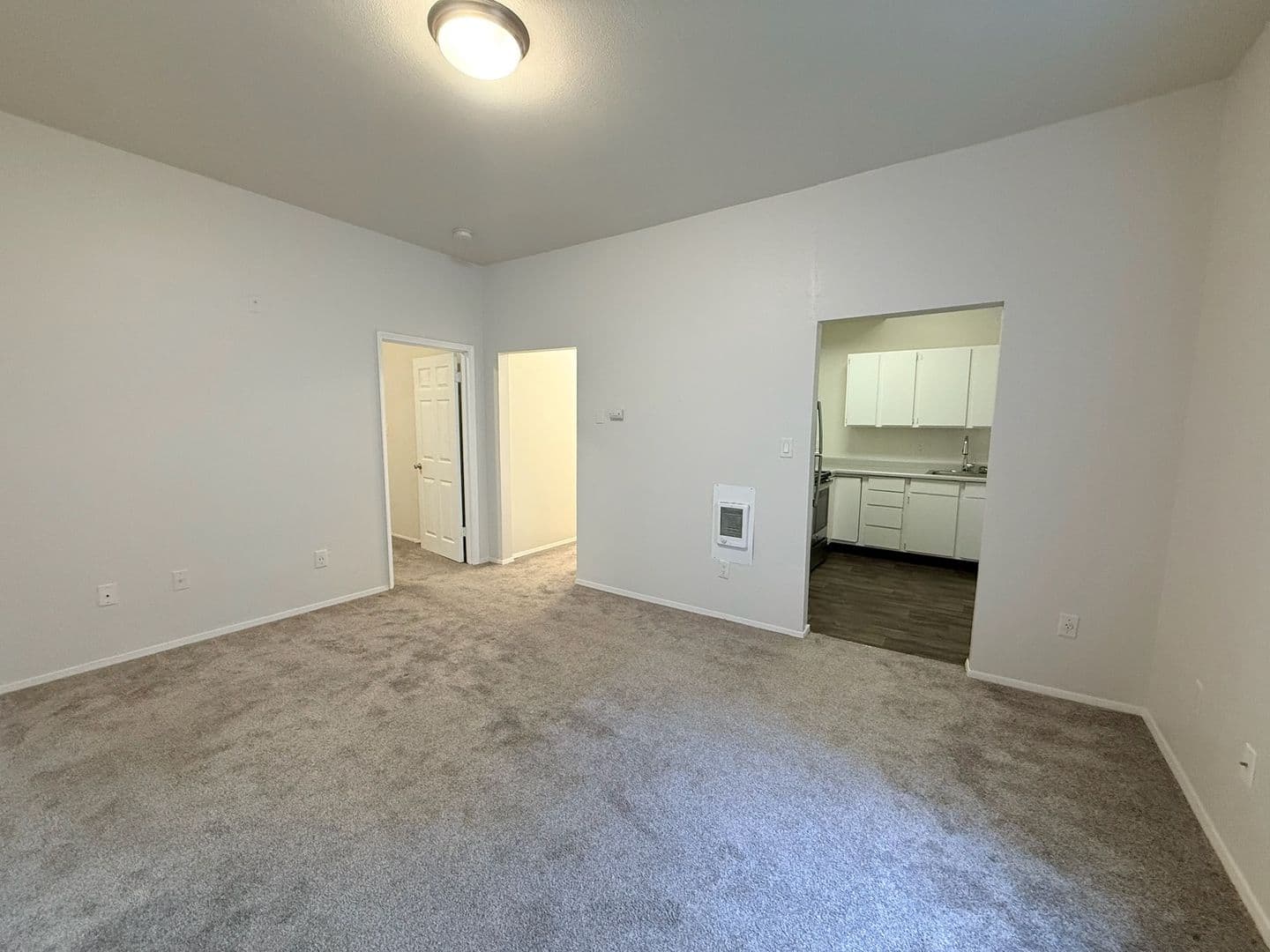 Seattle Apartment: 1420 Boylston Ave