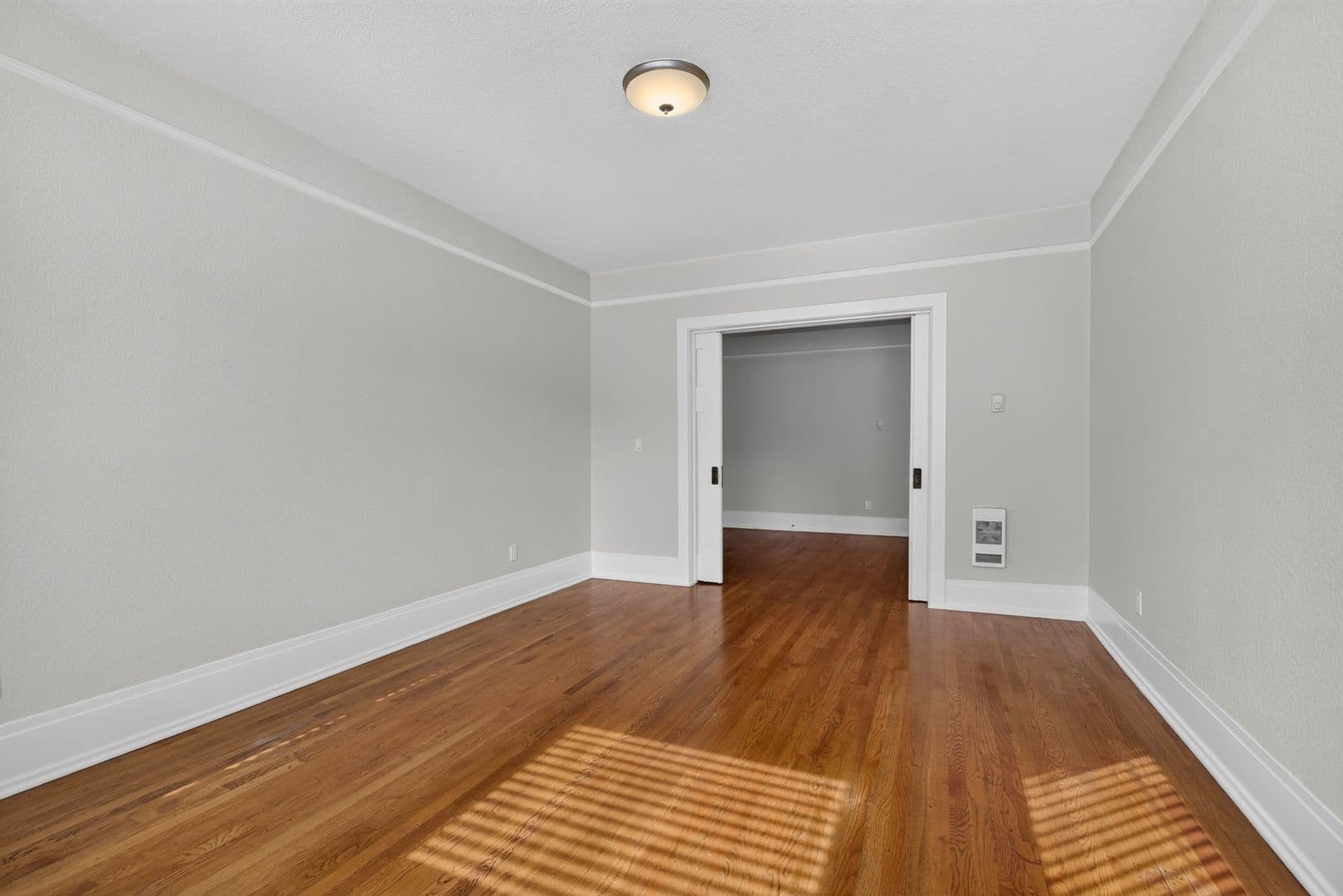 Seattle Apartment: 305 Bellevue Ave E