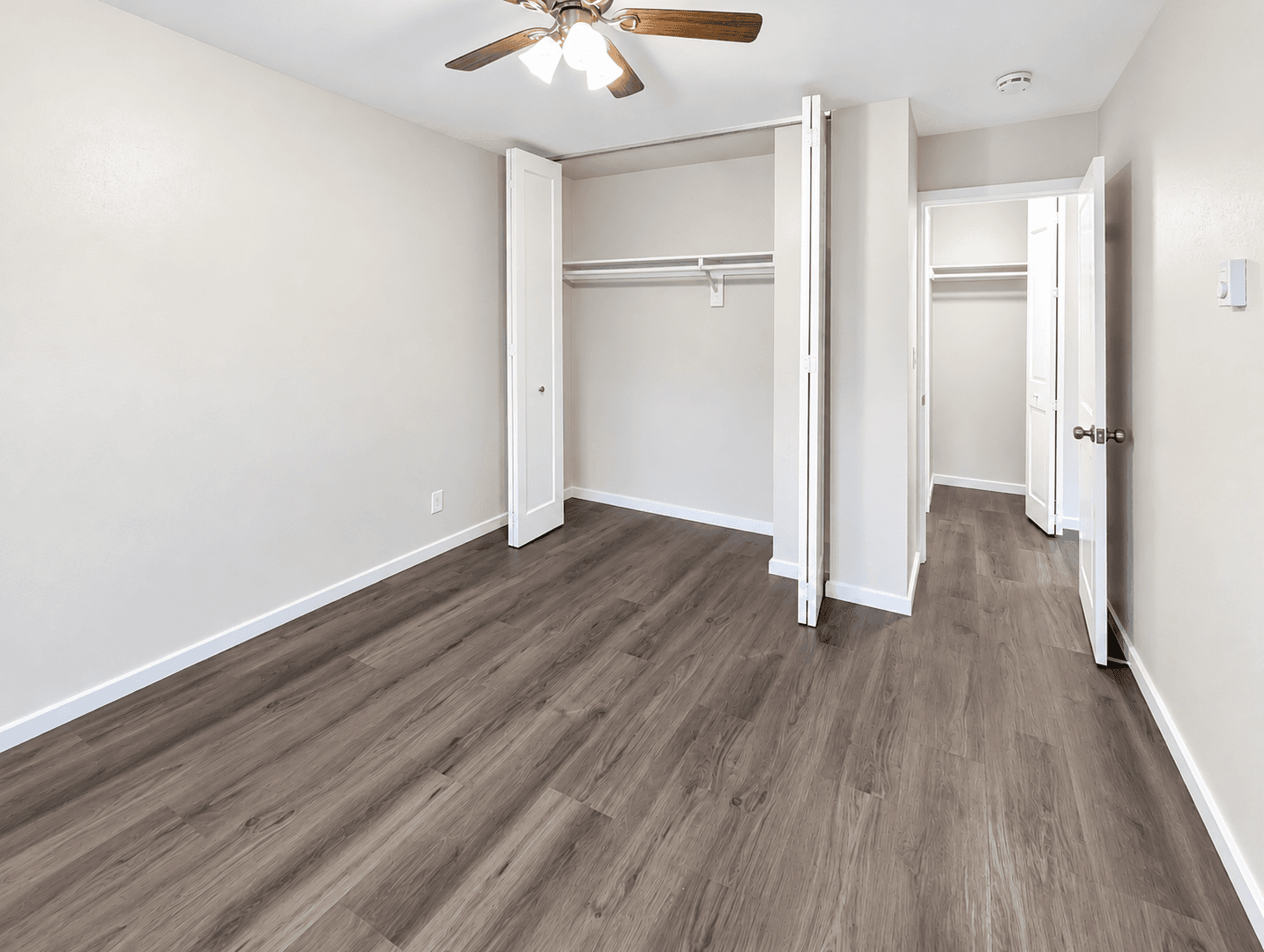 Seattle Apartment: 433 Belmont Ave E
