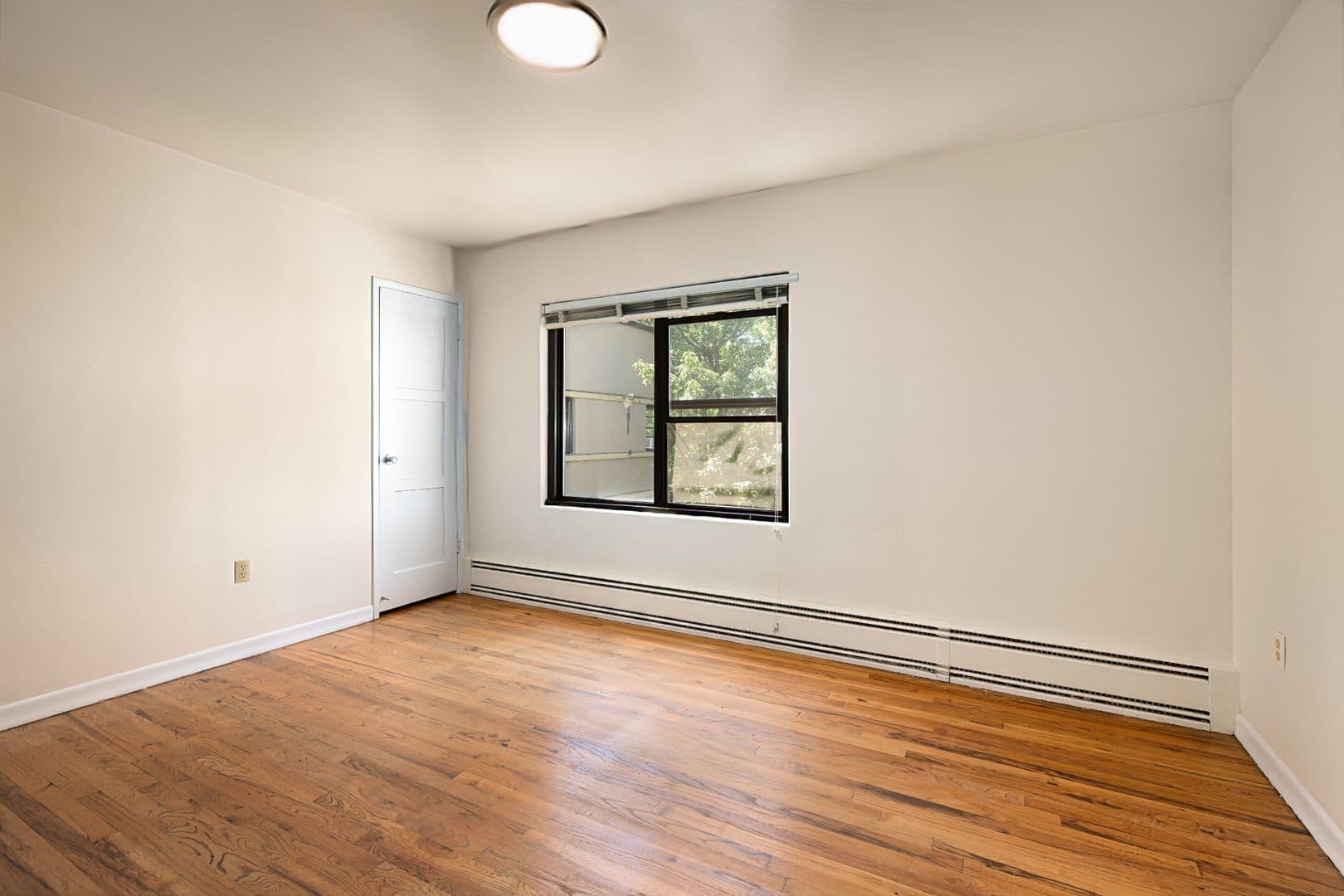 Seattle Apartment: 620 8th Ave