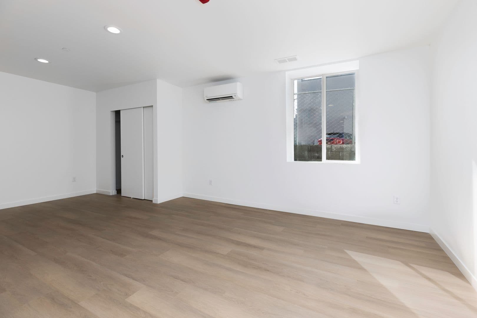 Seattle Apartment: 1633 Boylston Ave