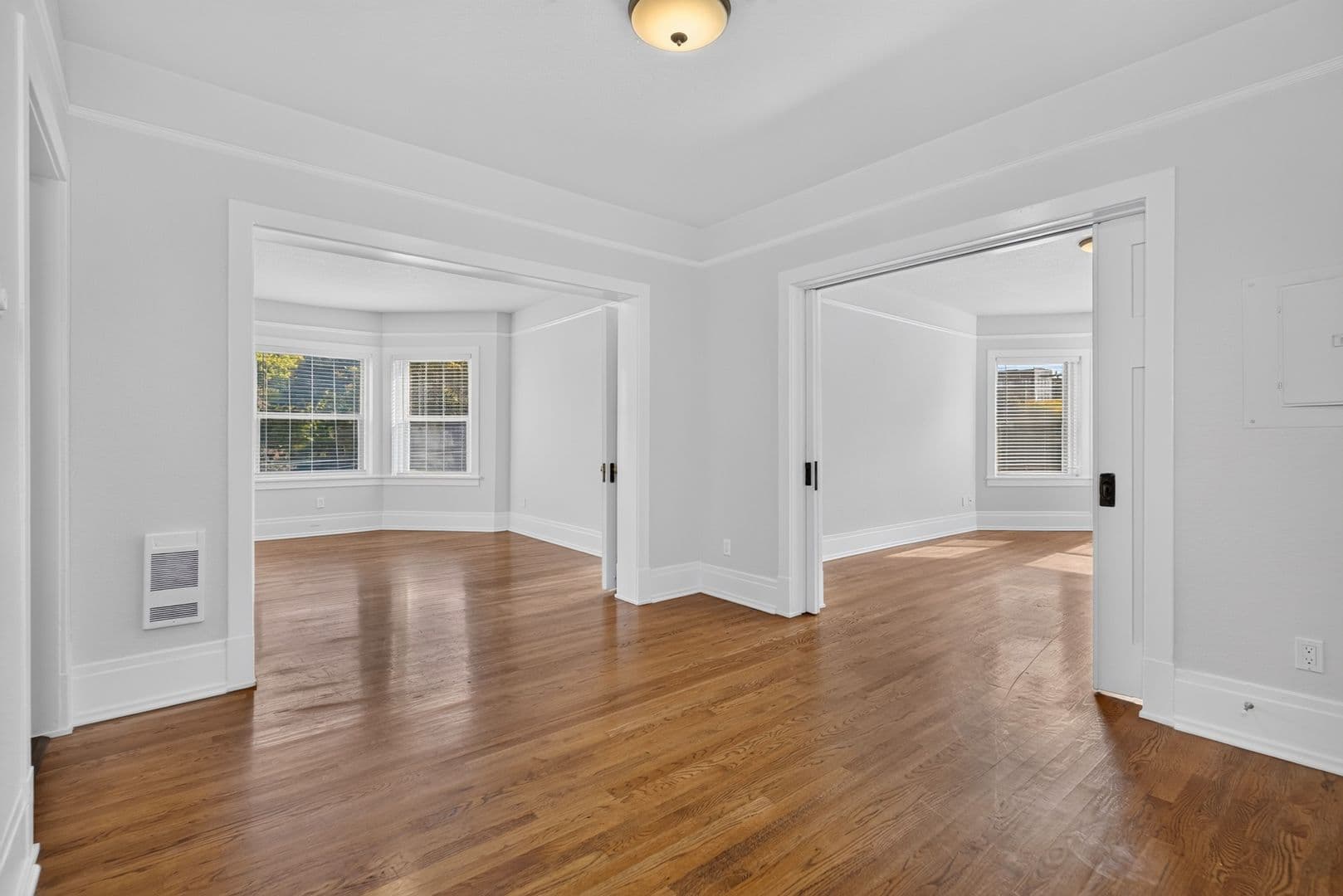 Seattle Apartment: 305 Bellevue Ave E