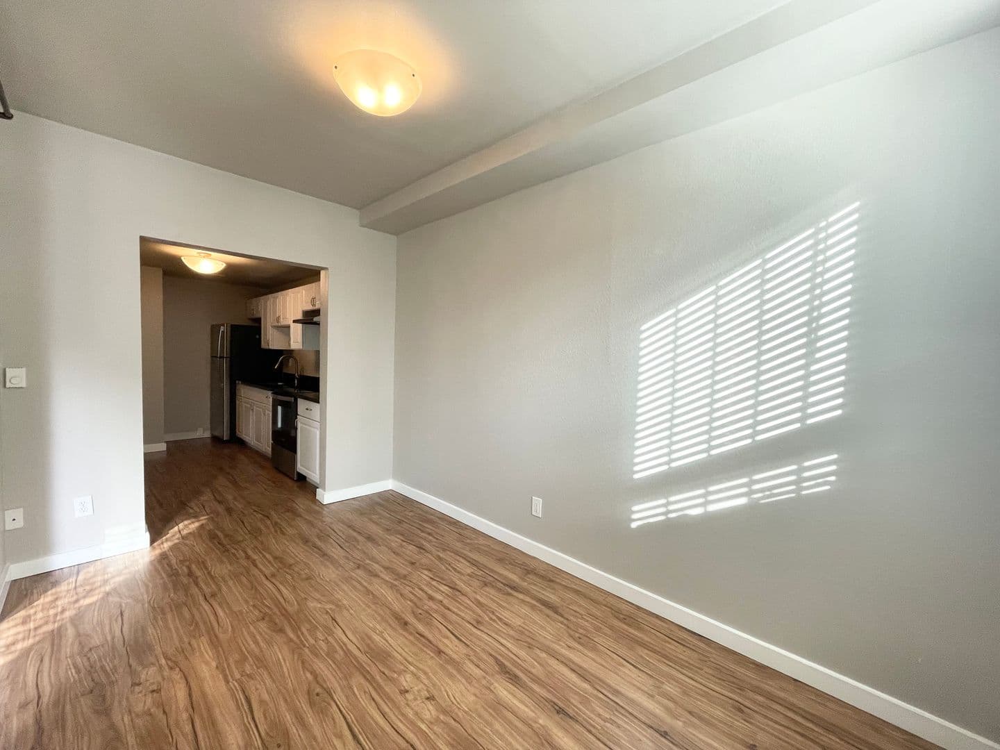 Seattle Apartment: 2010-2014 E Yesler Way