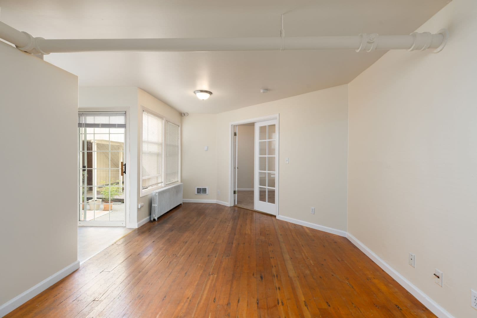 Seattle Apartment: 620 19th Ave E