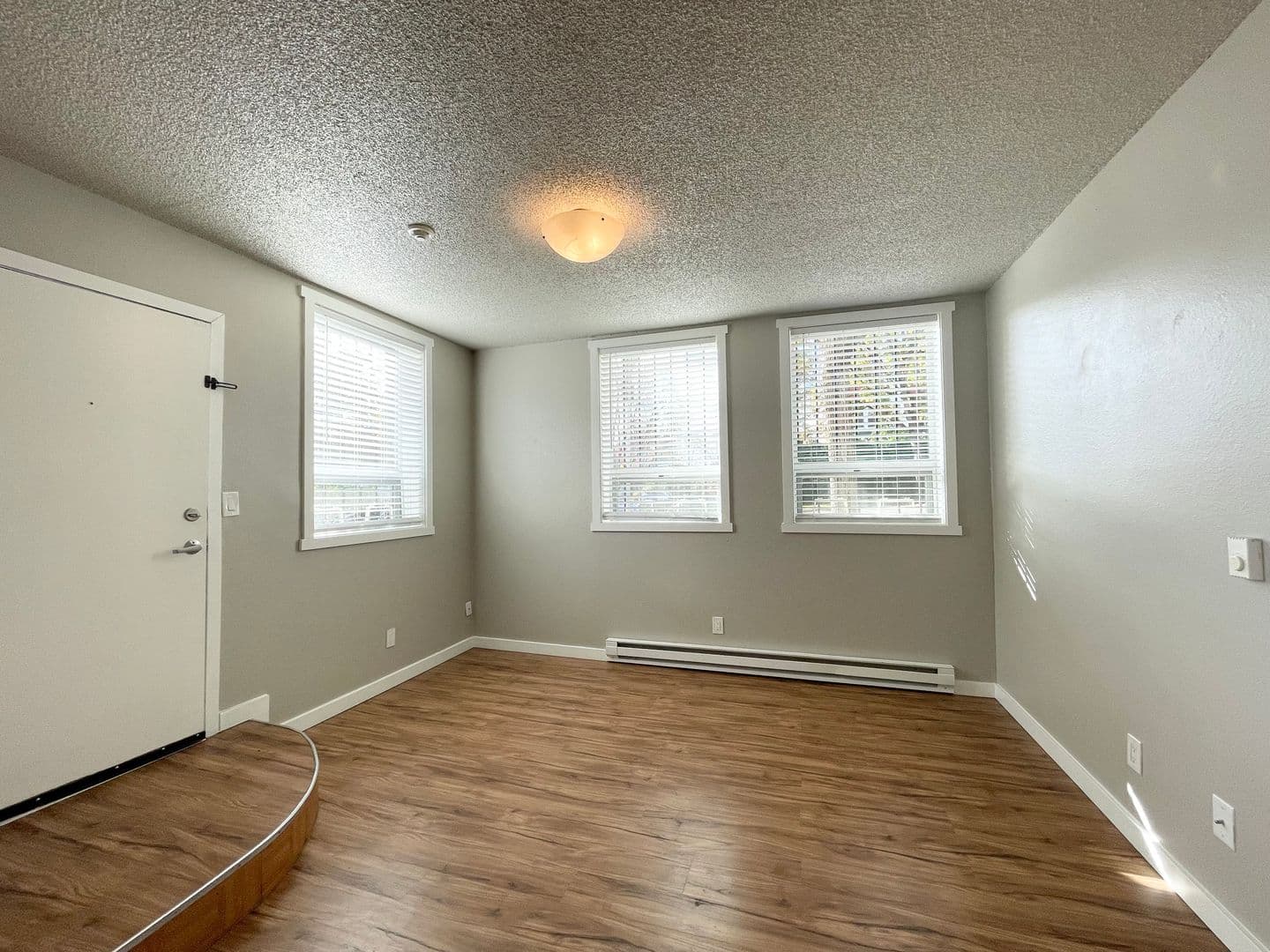 Seattle Apartment: 2010-2014 E Yesler Way