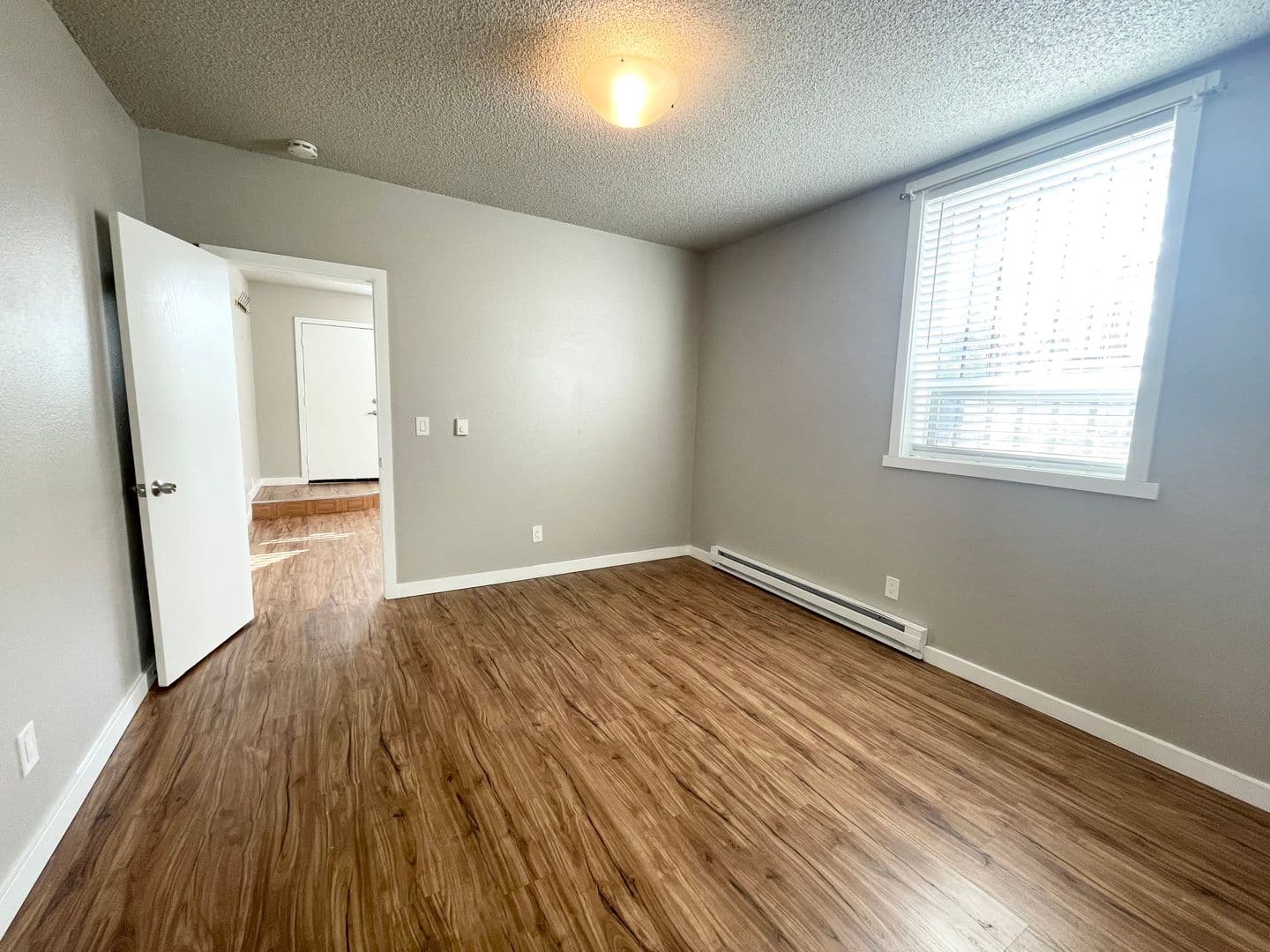 Seattle Apartment: 2010-2014 E Yesler Way