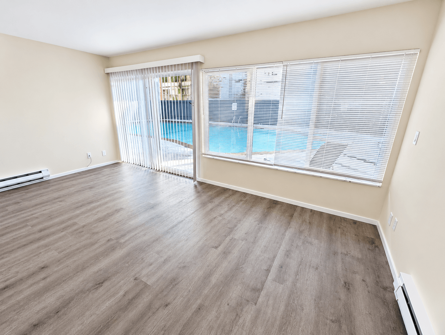 Seattle Apartment: 433 Belmont Ave E