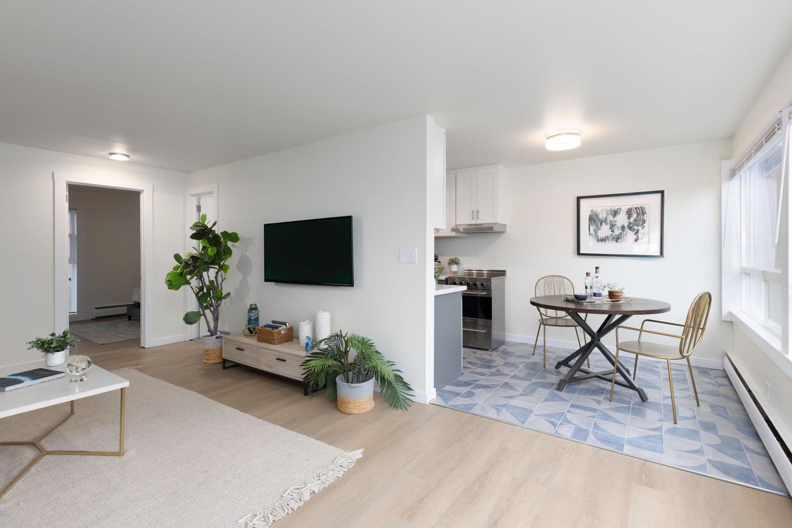 Seattle Apartment: 1727 Summit Avenue