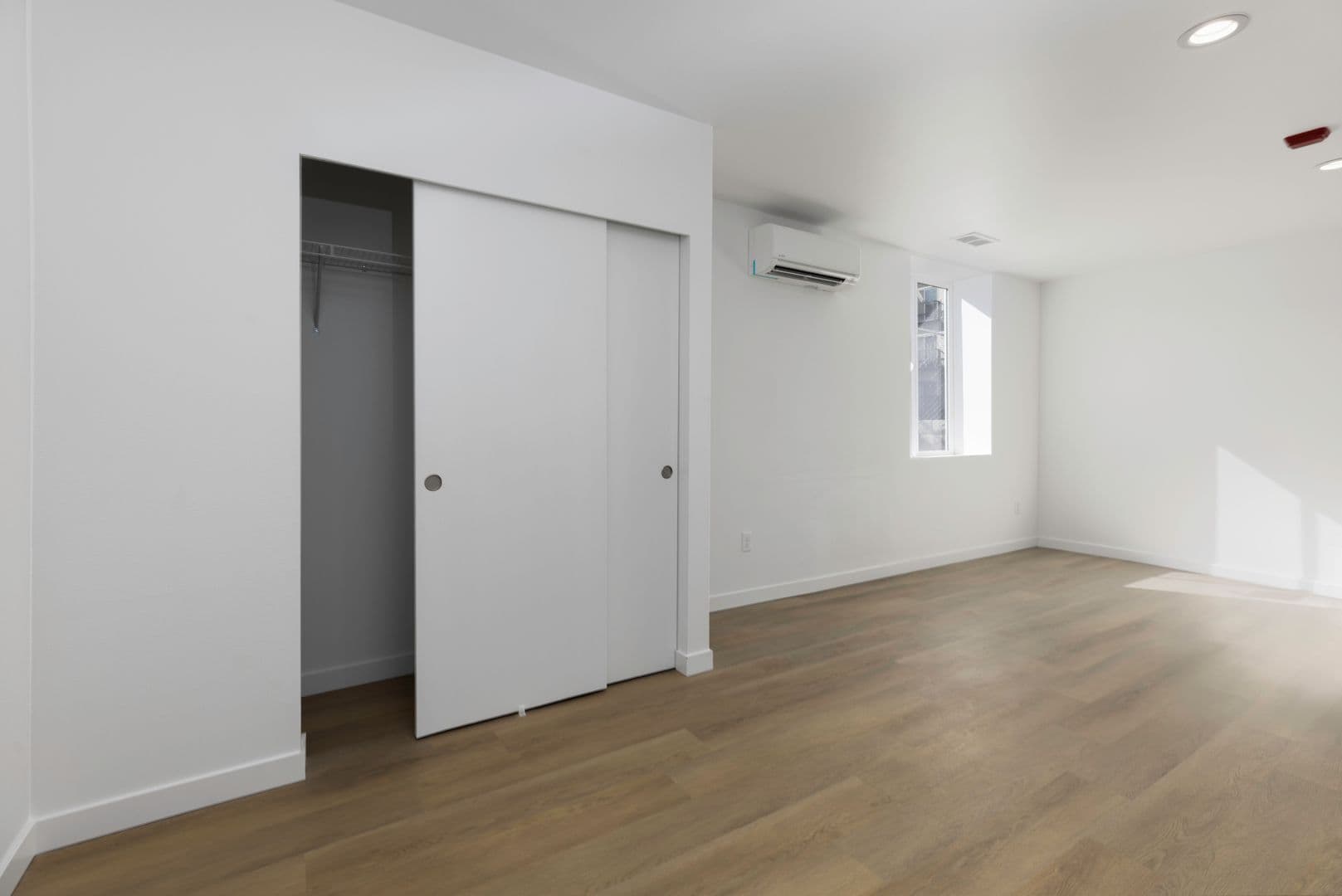 Seattle Apartment: 1633 Boylston Ave