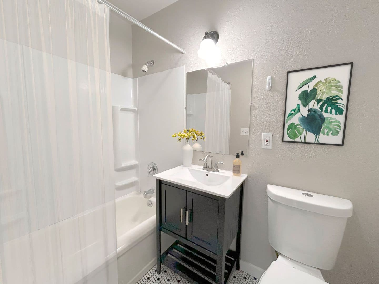 Seattle Apartment: 2010-2014 E Yesler Way