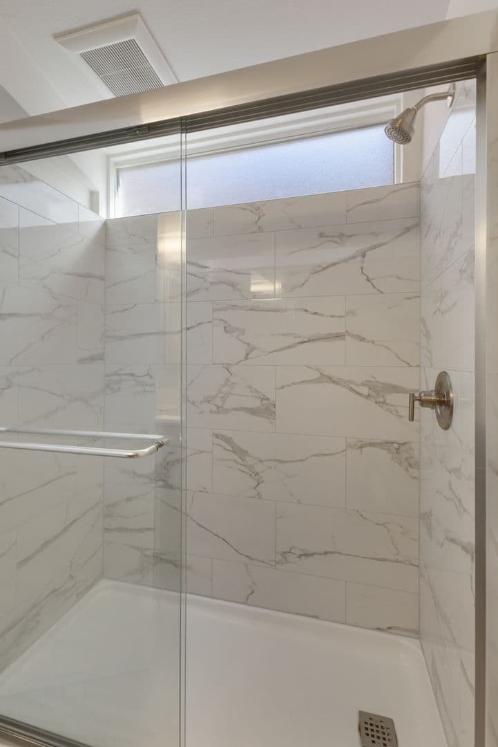 Seattle Apartment: 315 Belmont Ave E