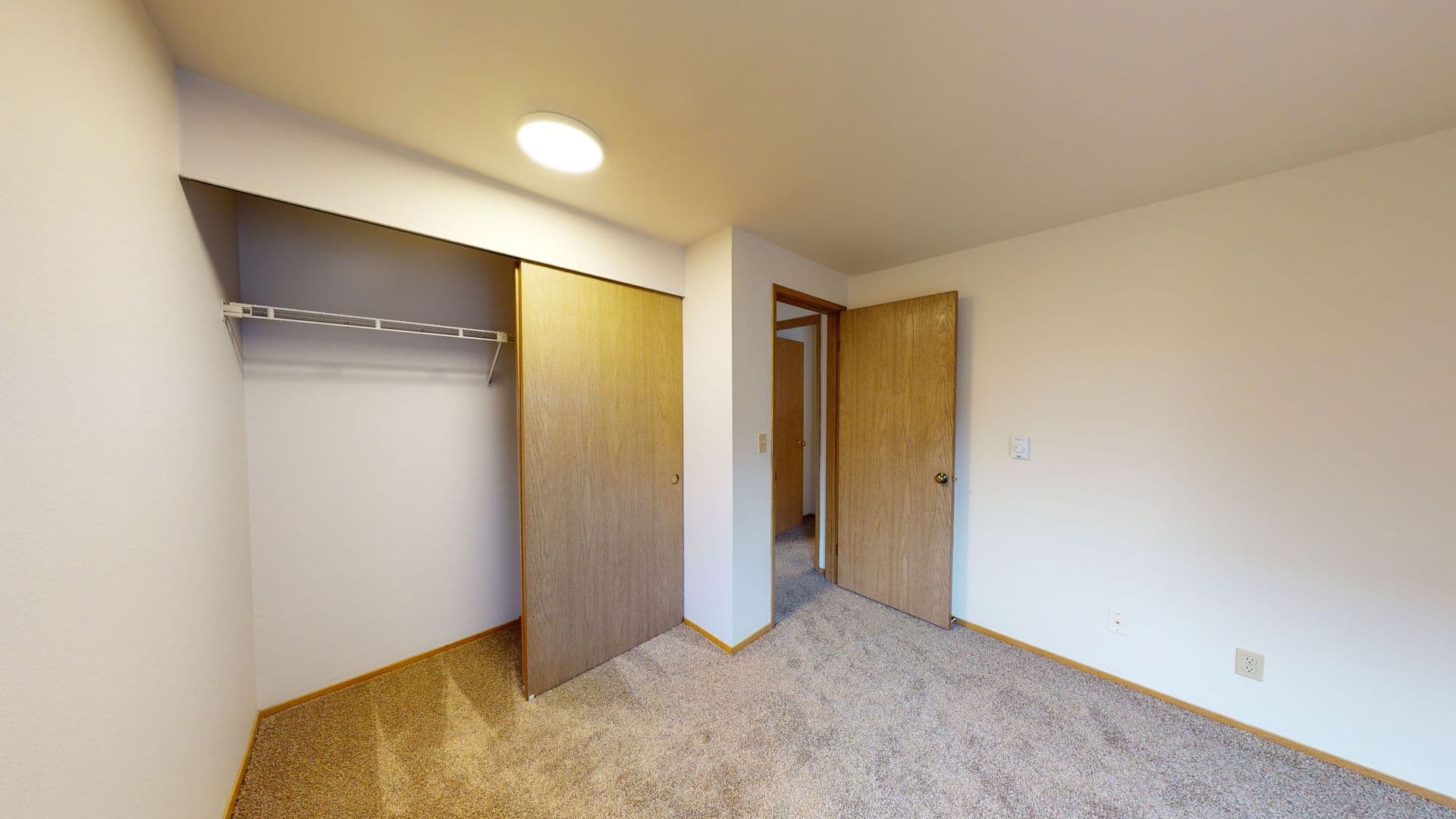 Seattle Apartment: 4225 9th Ave NE
