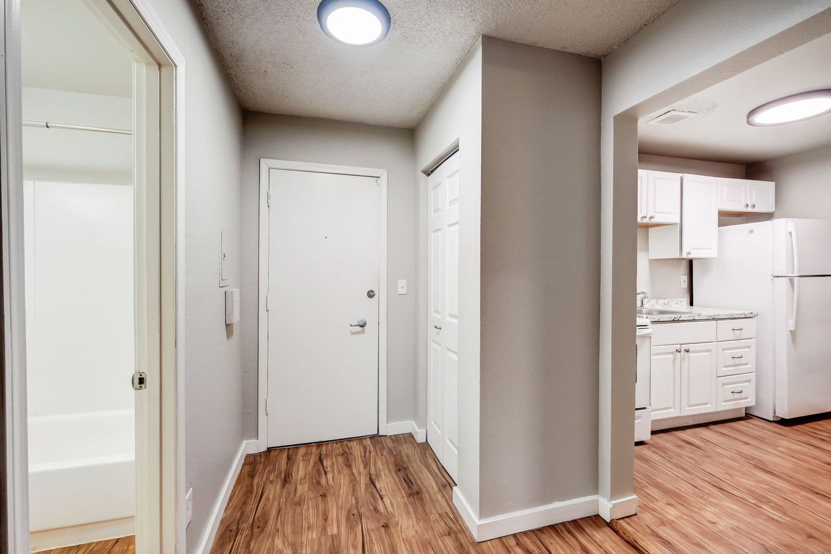 Seattle Apartment: 2010-2014 E Yesler Way