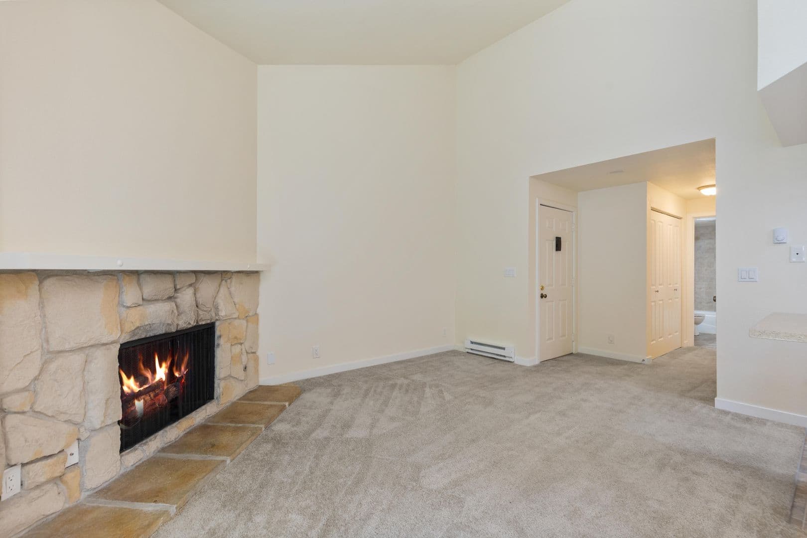 Bellevue Apartment: 1830 108th Ave SE