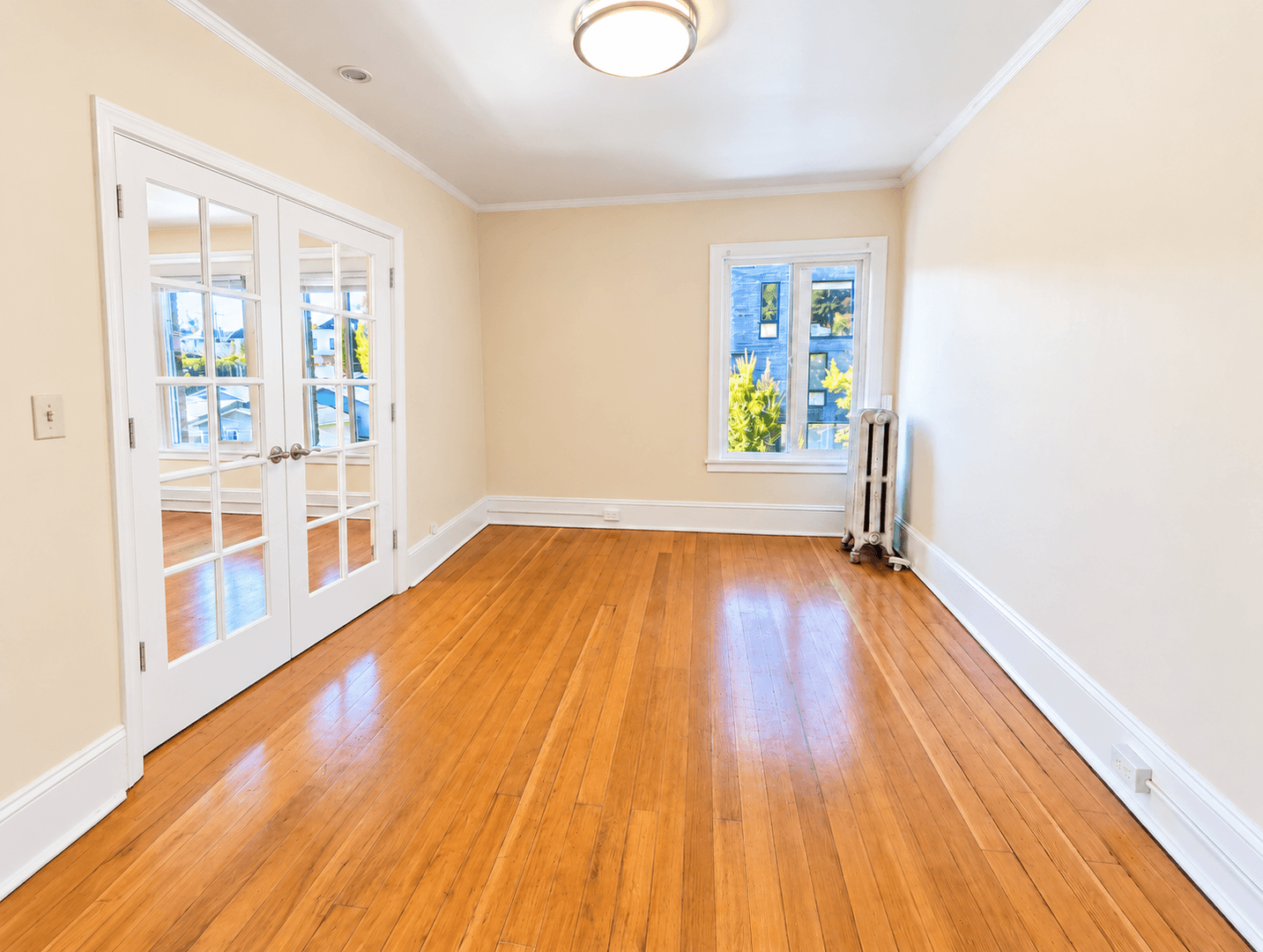 Seattle Apartment: 606 19th Ave E