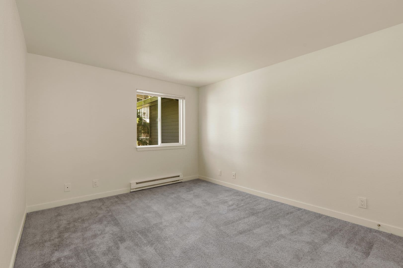 Bellevue Apartment: 1830 108th Ave SE