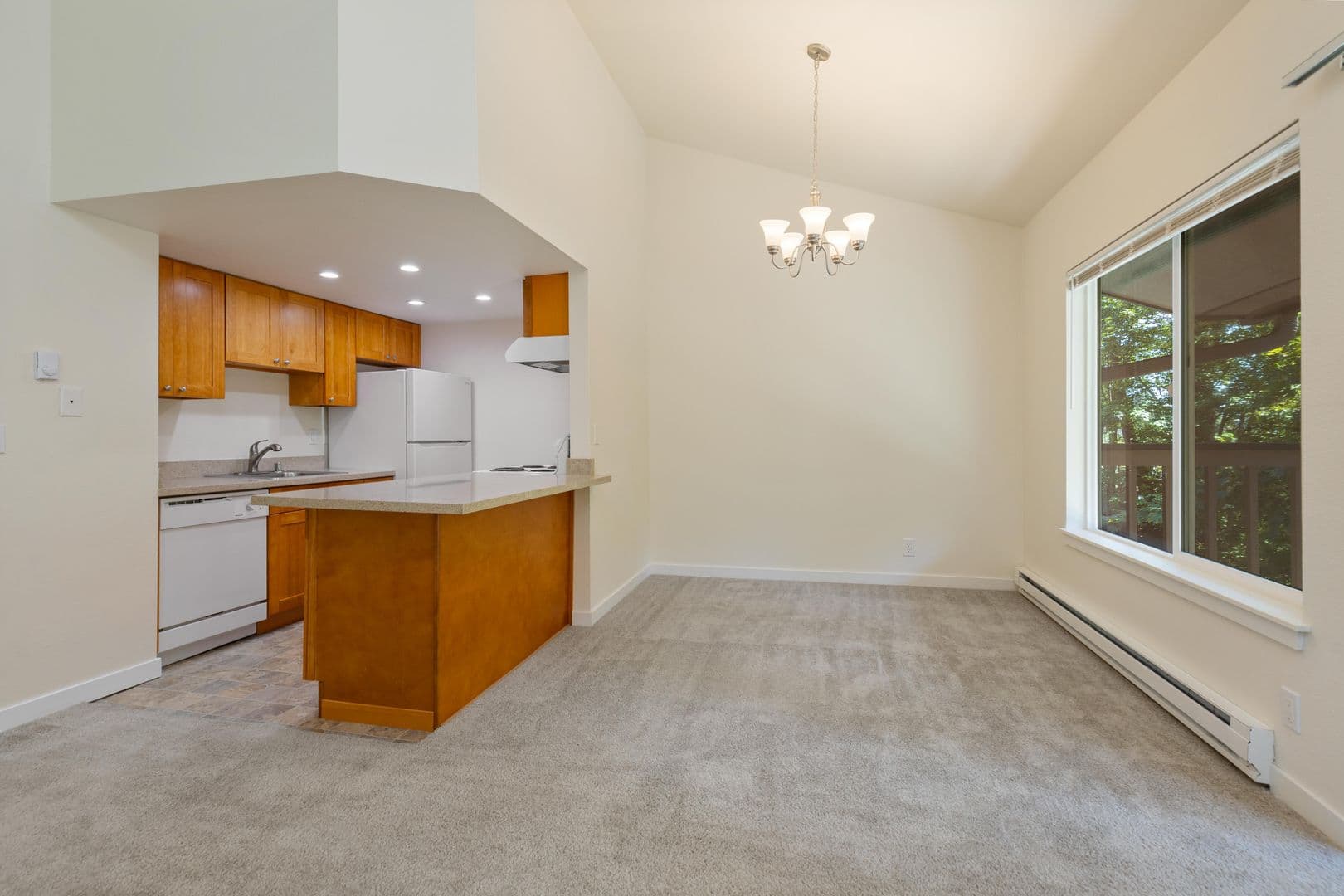 Bellevue Apartment: 1830 108th Ave SE