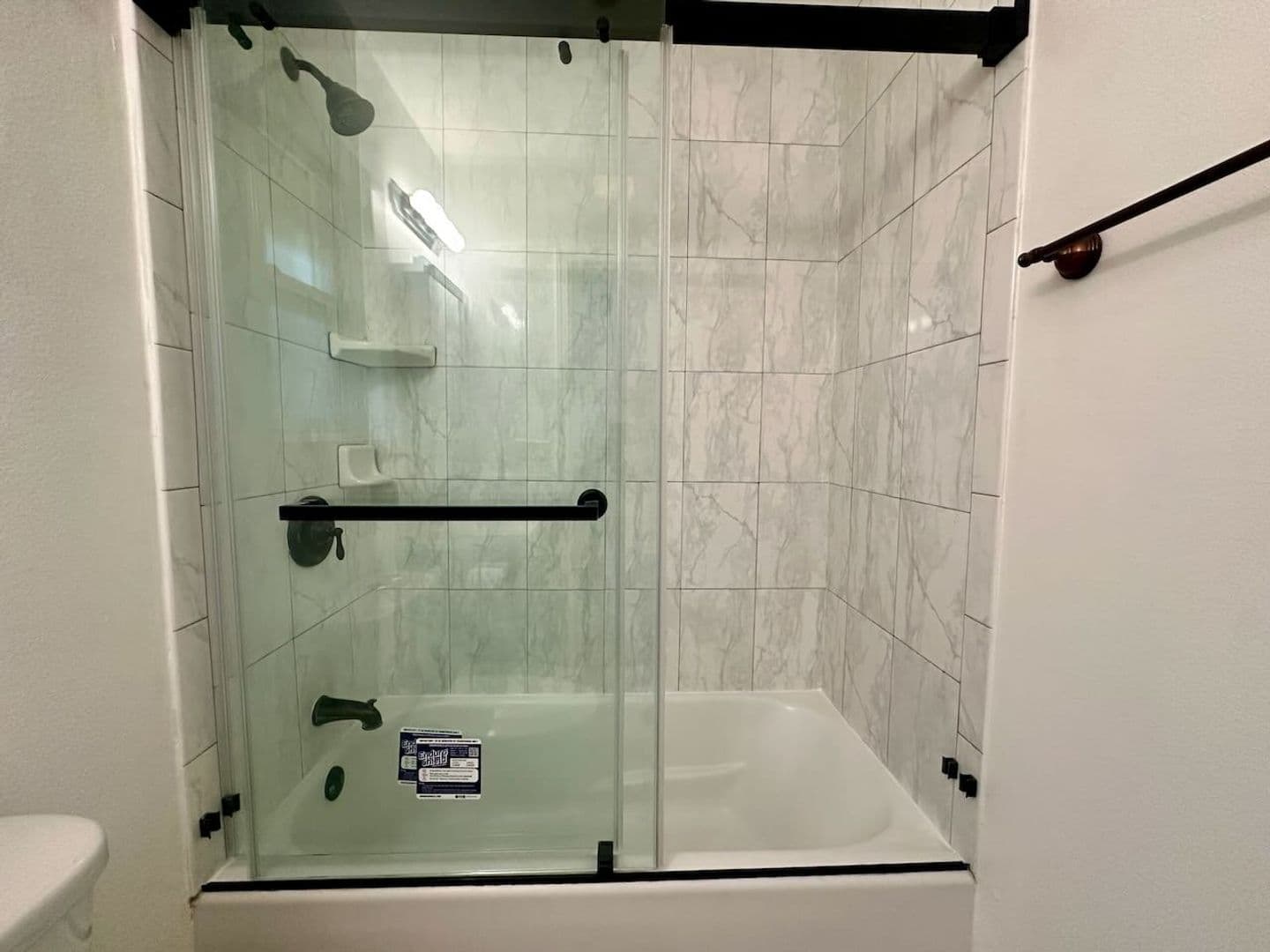 Los Angeles Apartment: 4491 Pyrites St