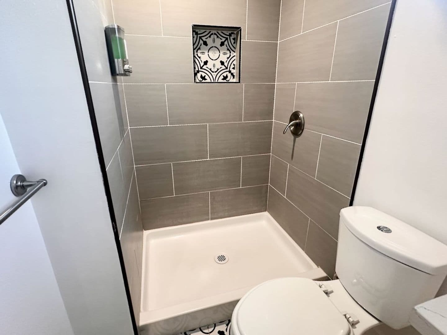 Harbor City Apartment: 1427 254th St.