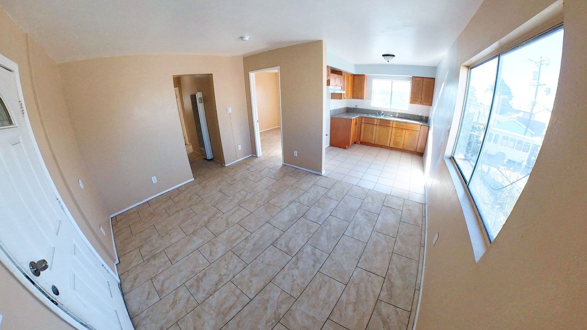 Los Angeles Apartment: 8925 S Broadway