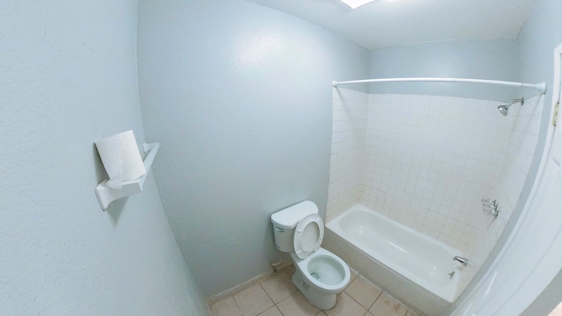 Los Angeles Apartment: 8925 S Broadway