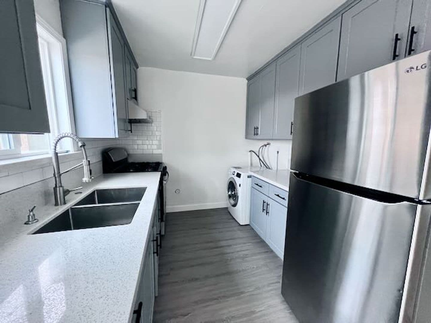 Los Angeles Apartment: 3751-3753 Locke Ave.