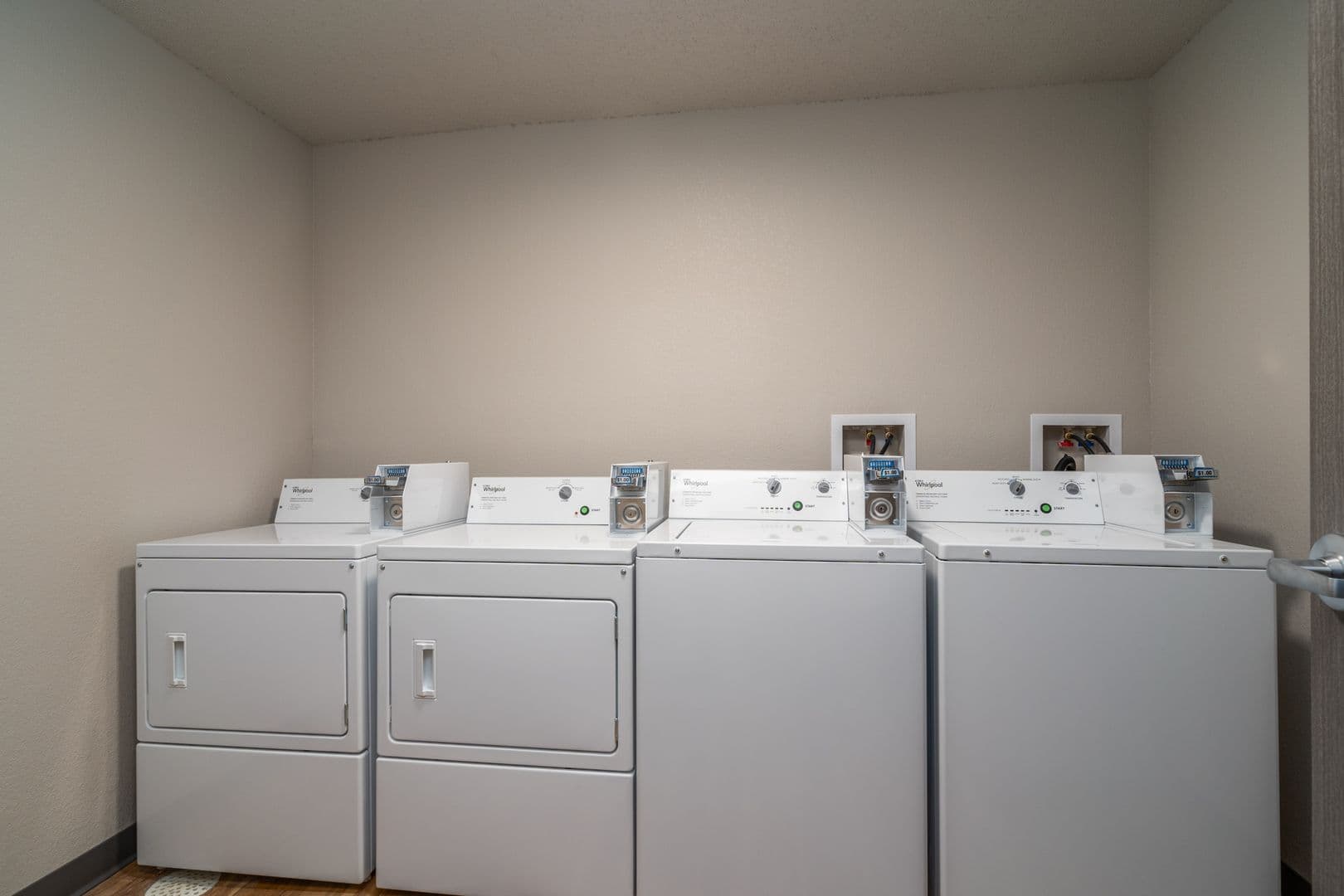 Grand Forks Apartment: 4001 Gateway