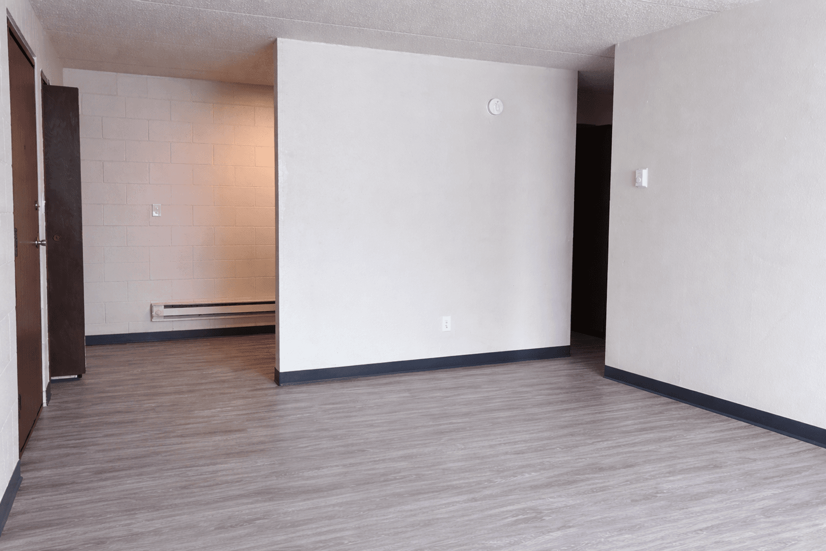Grand Forks Apartment: 1416-1426 10th Ave N