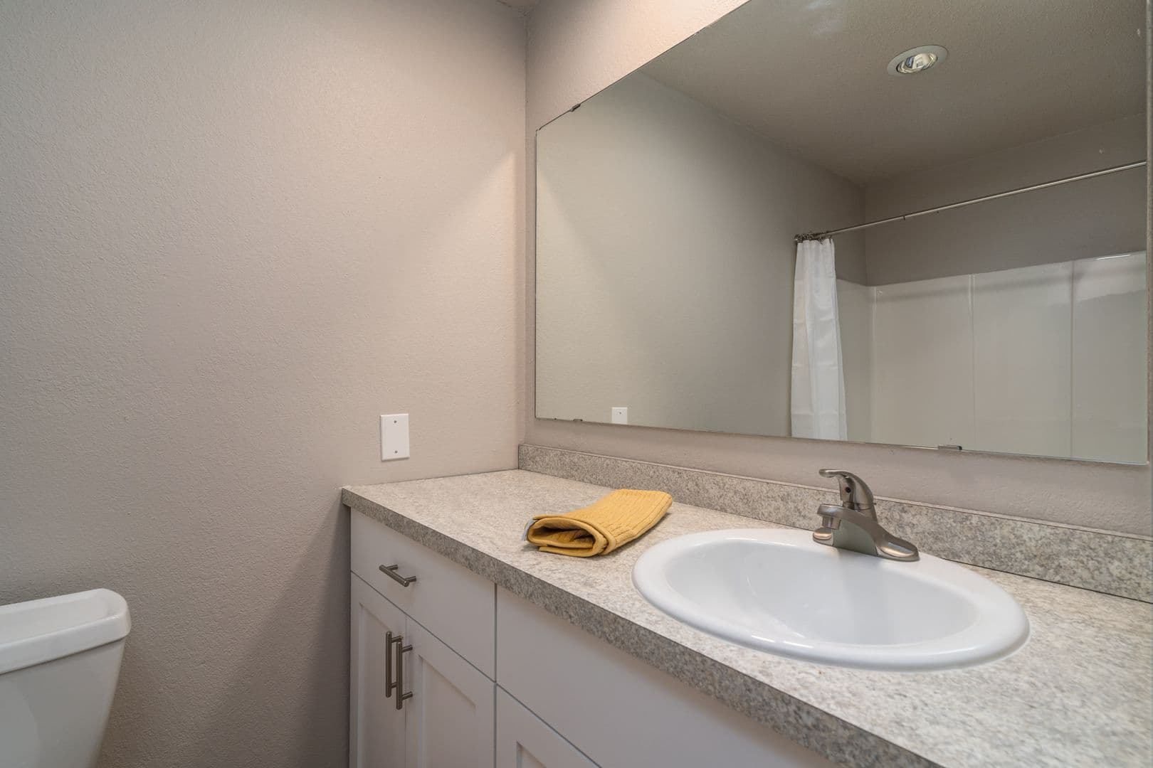 Grand Forks Apartment: 4001 Gateway